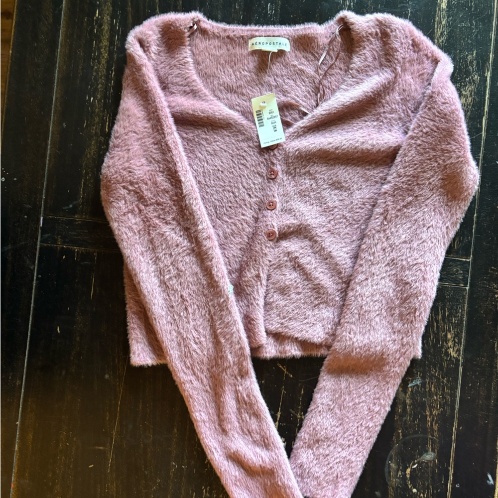 Cute cropped sweater, fluffy pink